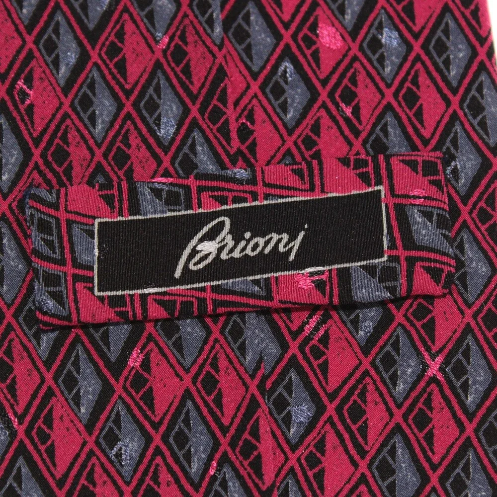 Brioni hello up